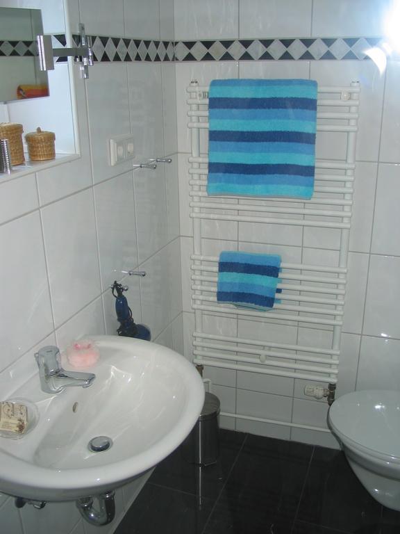 Altstadtflair Apartment Husum  Bagian luar foto