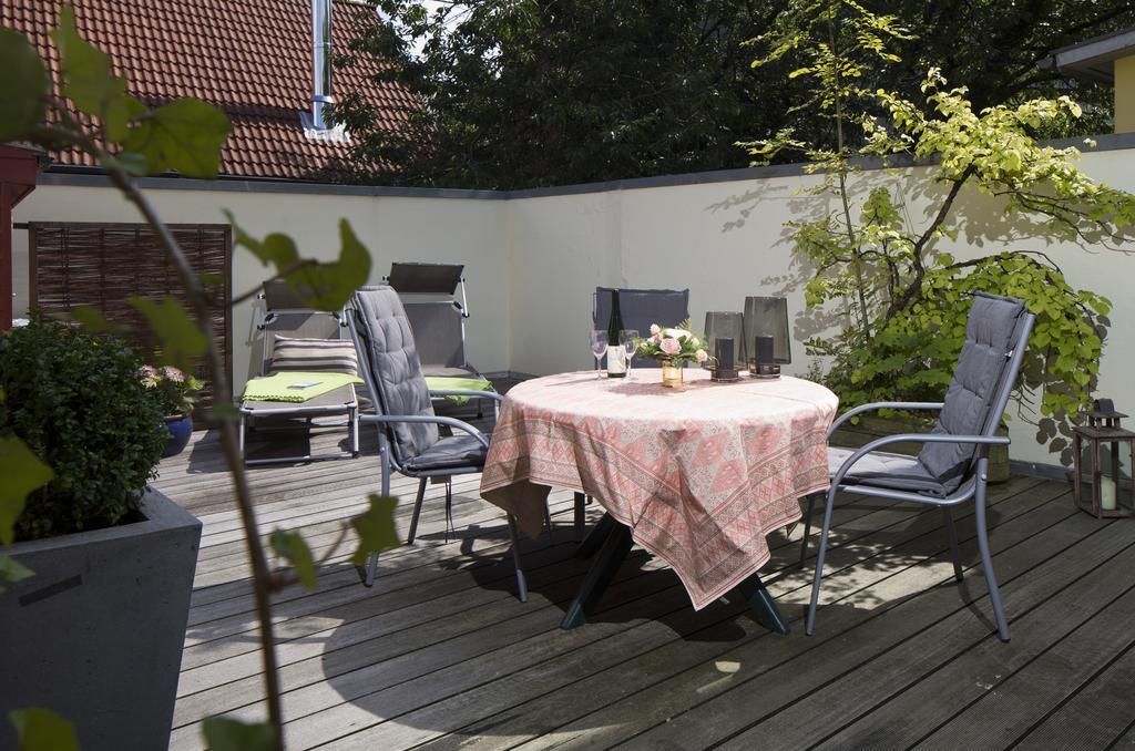 Altstadtflair Apartment Husum  Bagian luar foto